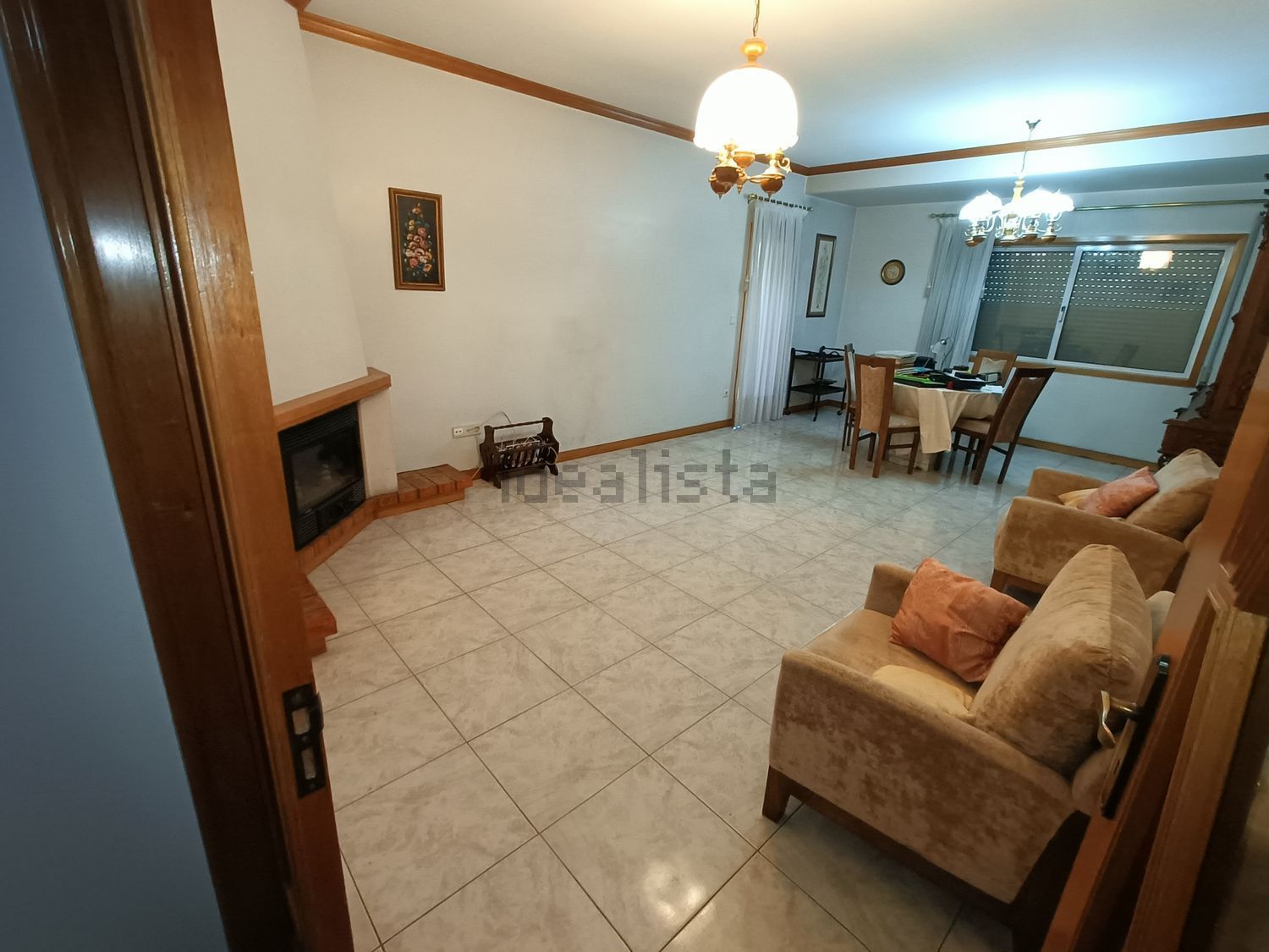 公寓 t3出售在Creixomil - 餐厅