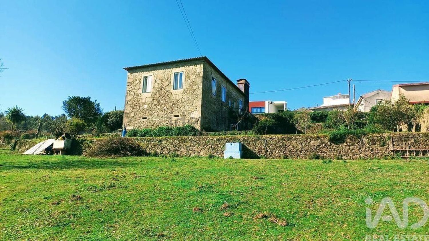 小楼房或别墅出售在Aver-o-Mar - Amorim - Terroso - 外立面