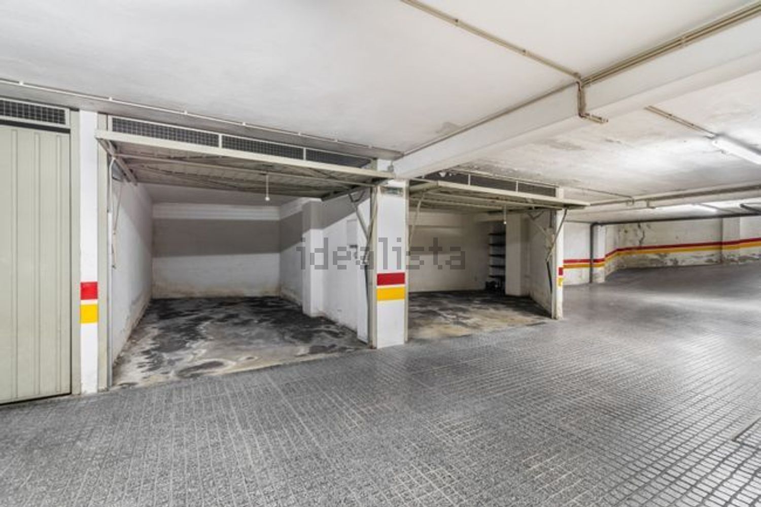 公寓 t2出售在Rua Olivença, 74 - 停车位