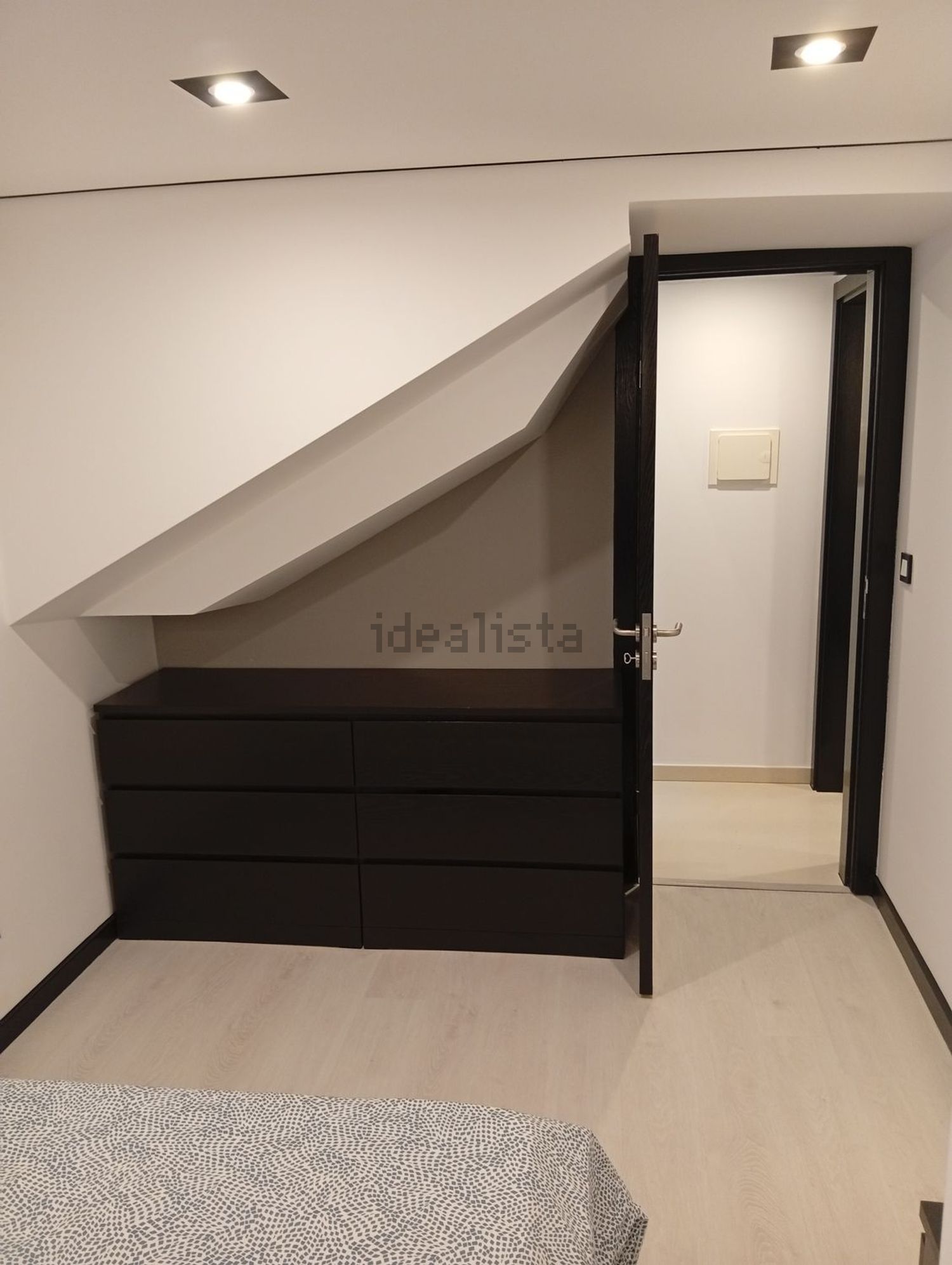 小楼房或独栋别墅出售在Rua Alcoice, 50 - 卧室