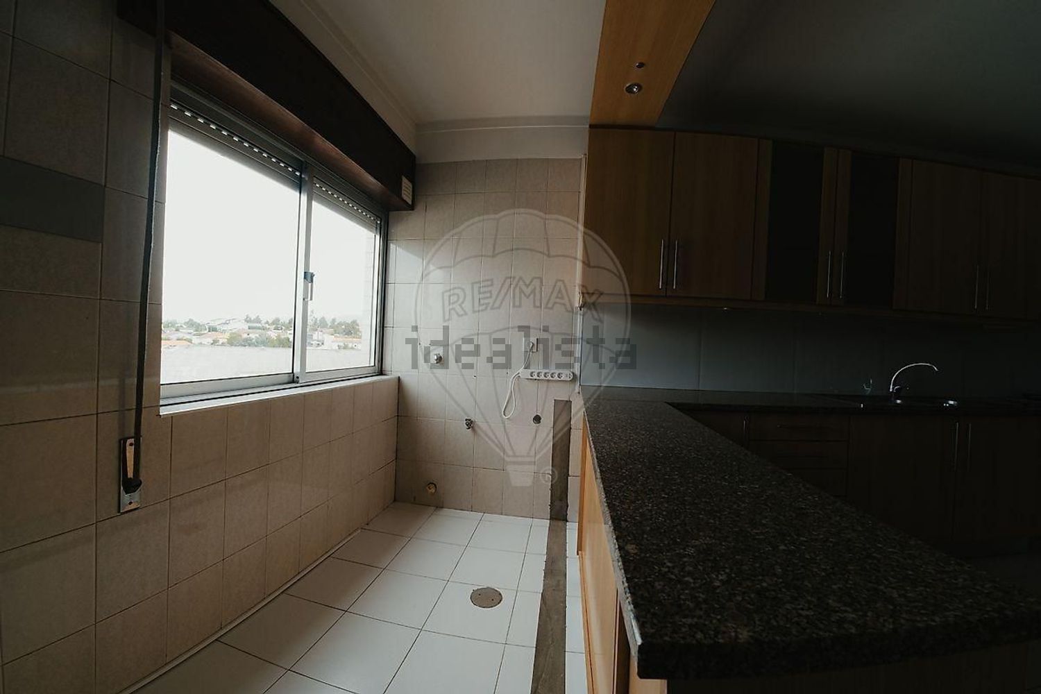 公寓 t3出售在Avenida das Barreiras, 85 - 厨房