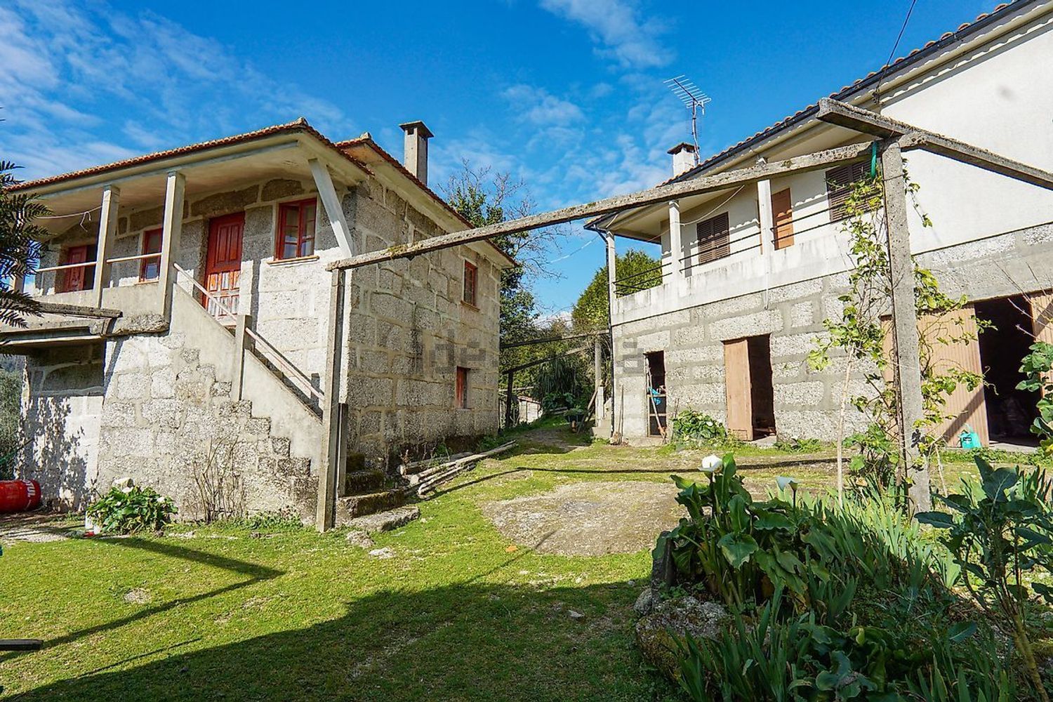 庄园出售在Rua de Corvos - 外立面