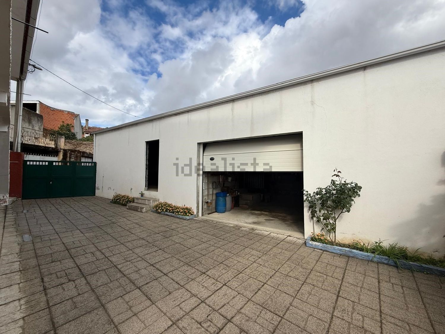 小楼房或别墅出售在Rua do Cabo do Lugar - 外立面