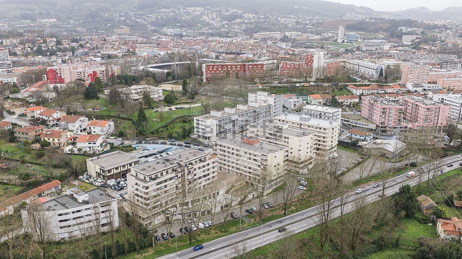 公寓 t3出售在Rua Arqueólogo Mário Cardoso, 463 - 照片