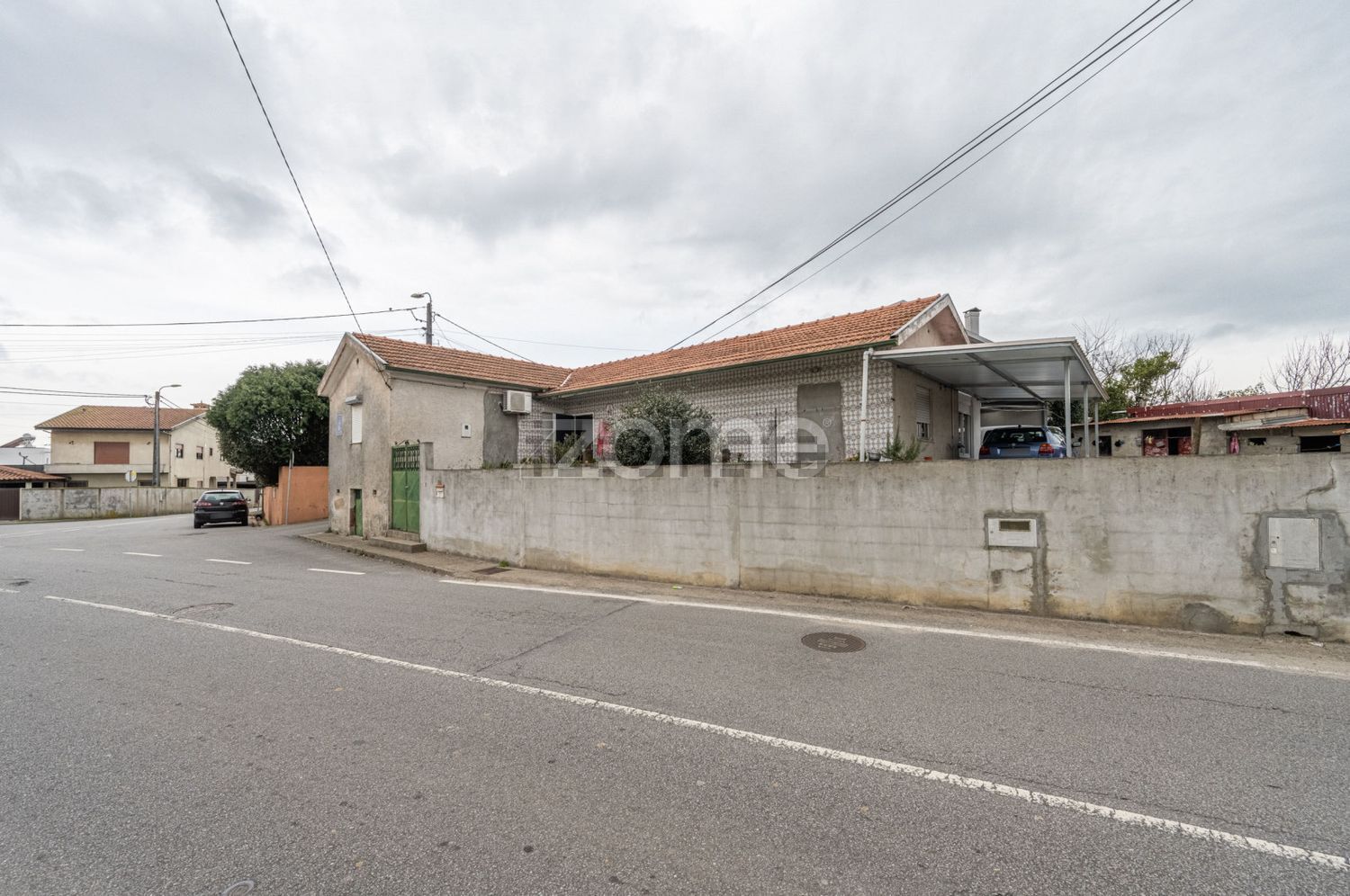 小楼房或独栋别墅出售在Rua de São Mamede, 74 - 外立面