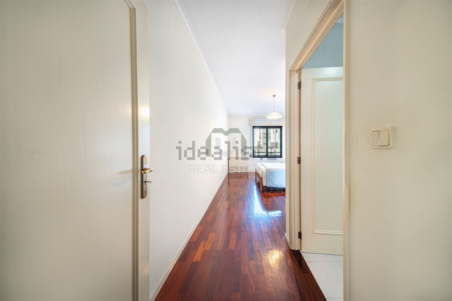 公寓 t3出售在Rua Arquitecto Borges Vinagre, 282 - 过道