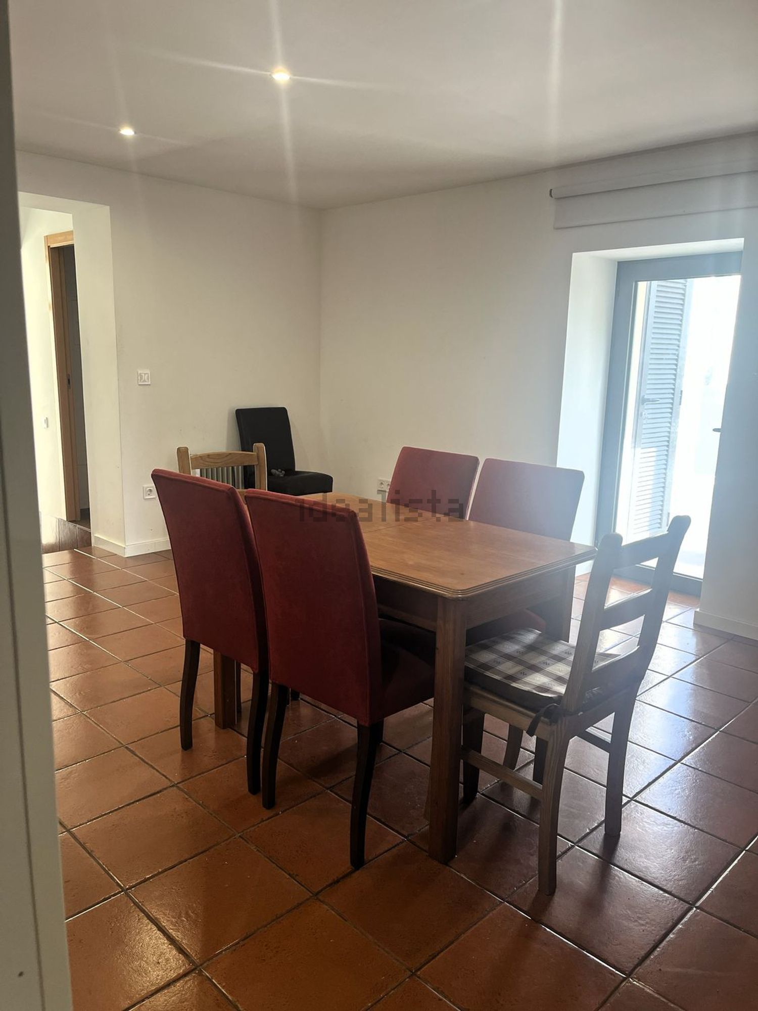 出租小楼房或独栋别墅在Travessa Rio de Vila Chã - 客厅
