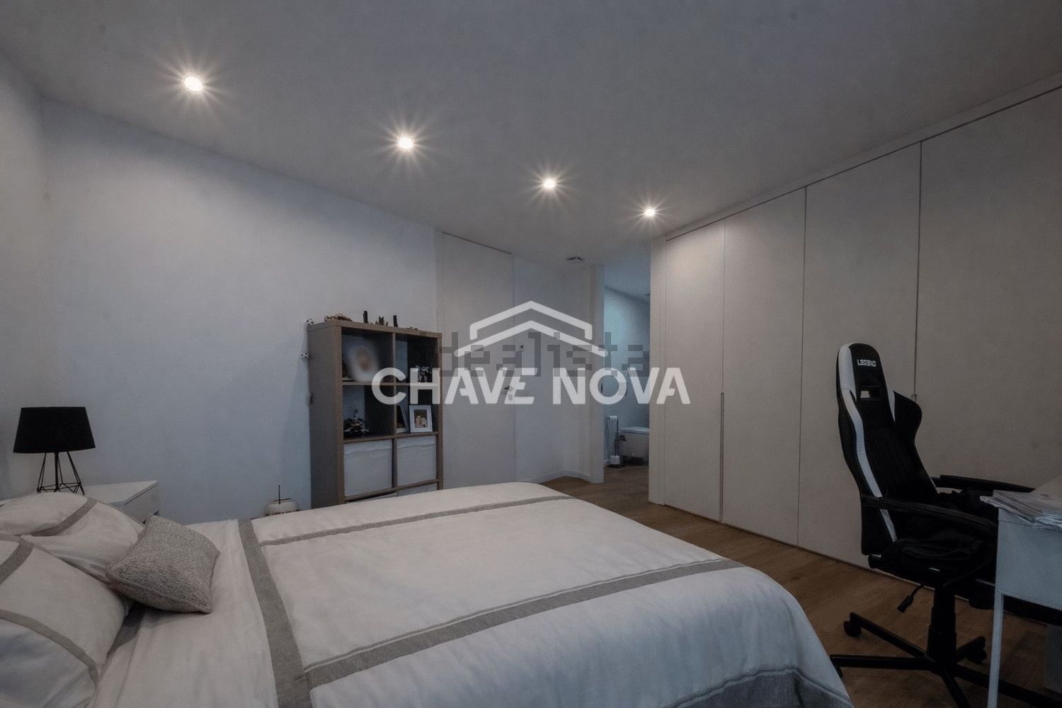 小楼房或独栋别墅出售在Avenida Central de Milheirós - 卧室