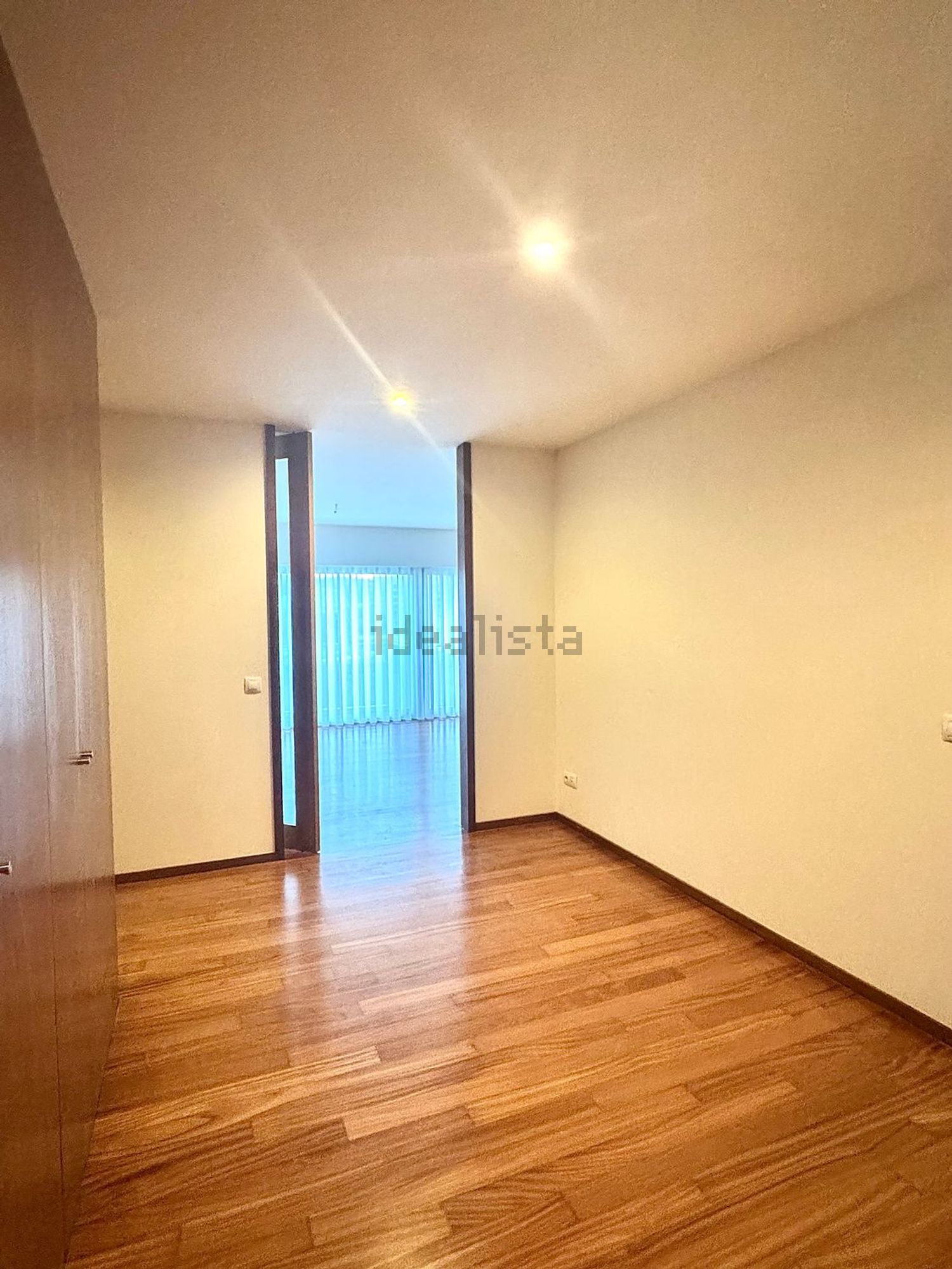公寓 t3出售在Avenida Alcaides de Faria, 305 - 前厅