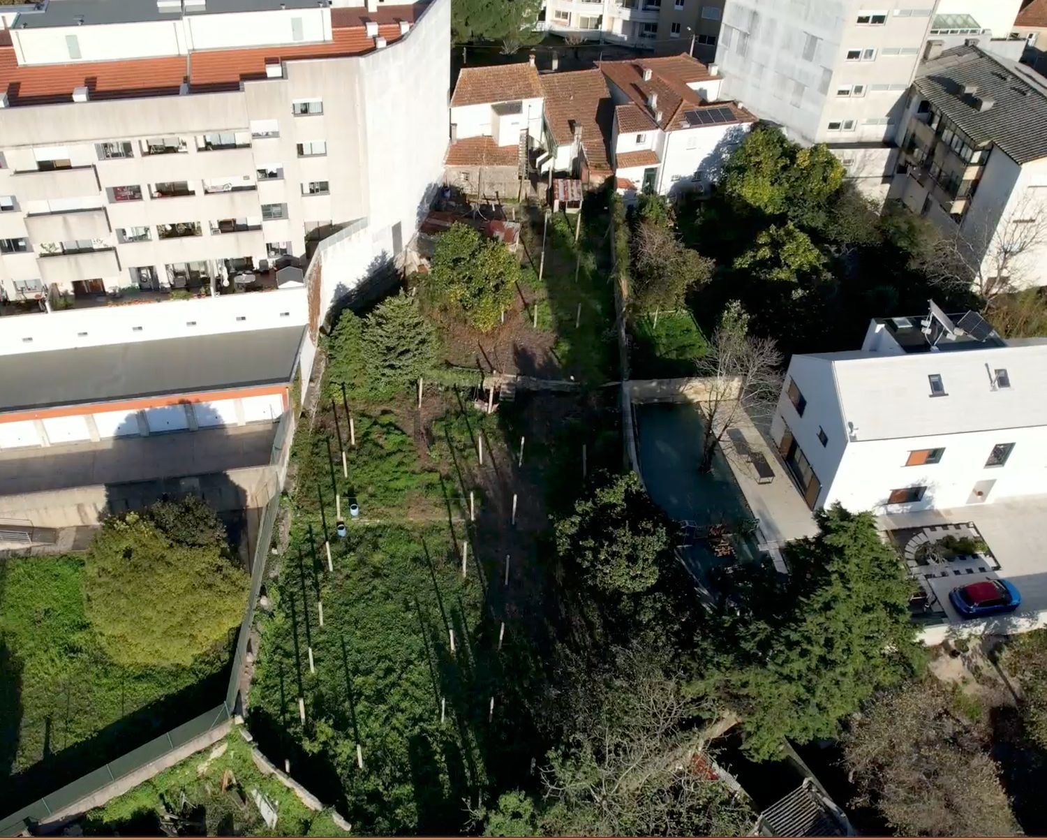 双拼别墅出售在Rua Monte da Bela, 47 - 详情
