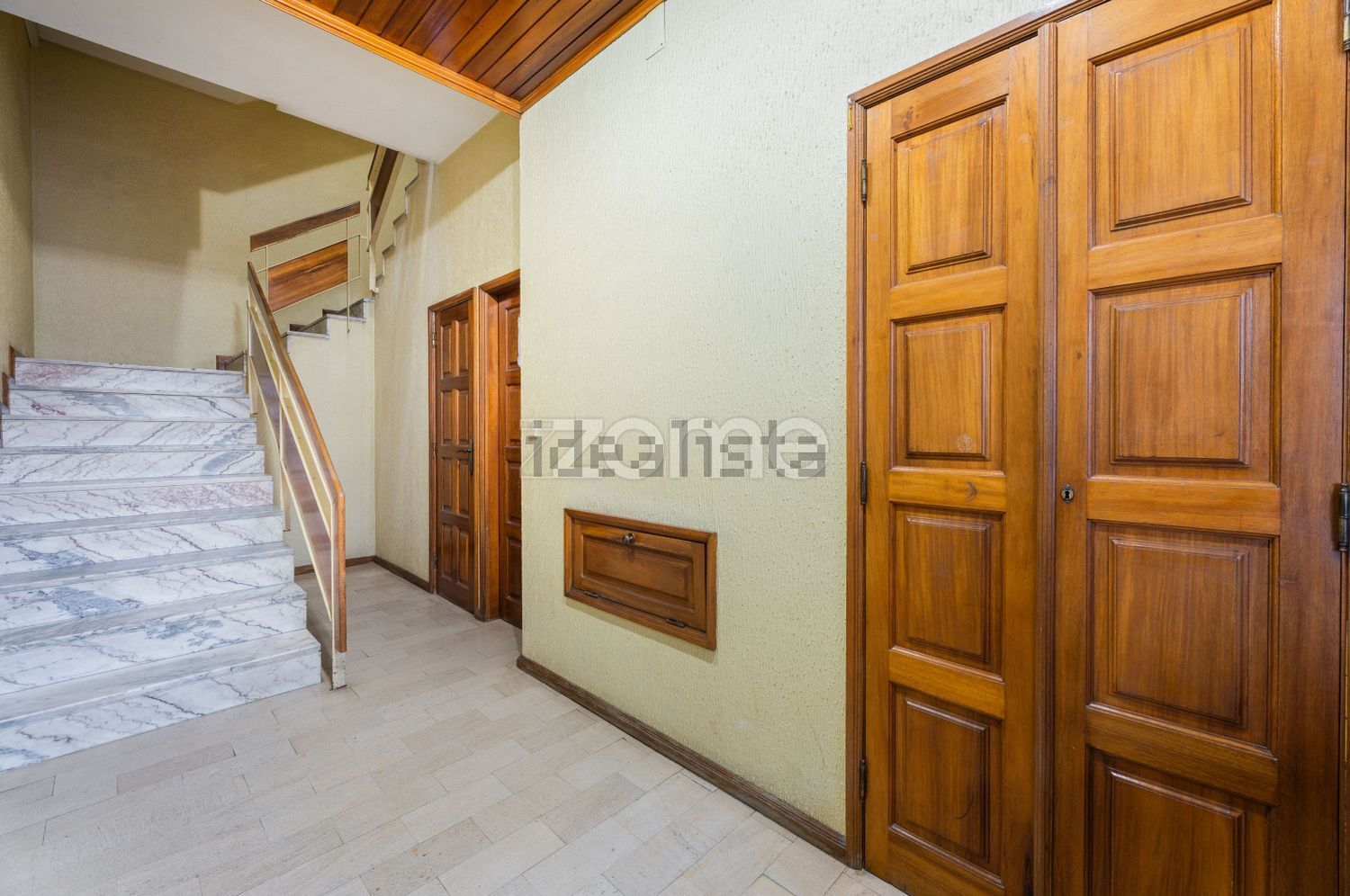 公寓 t2出售在Rua de Barros, 17 - 过道