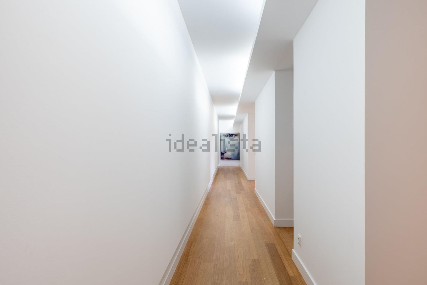 小楼房或独栋别墅出售在Rua Baixa do Monte Verde, 21 - 过道