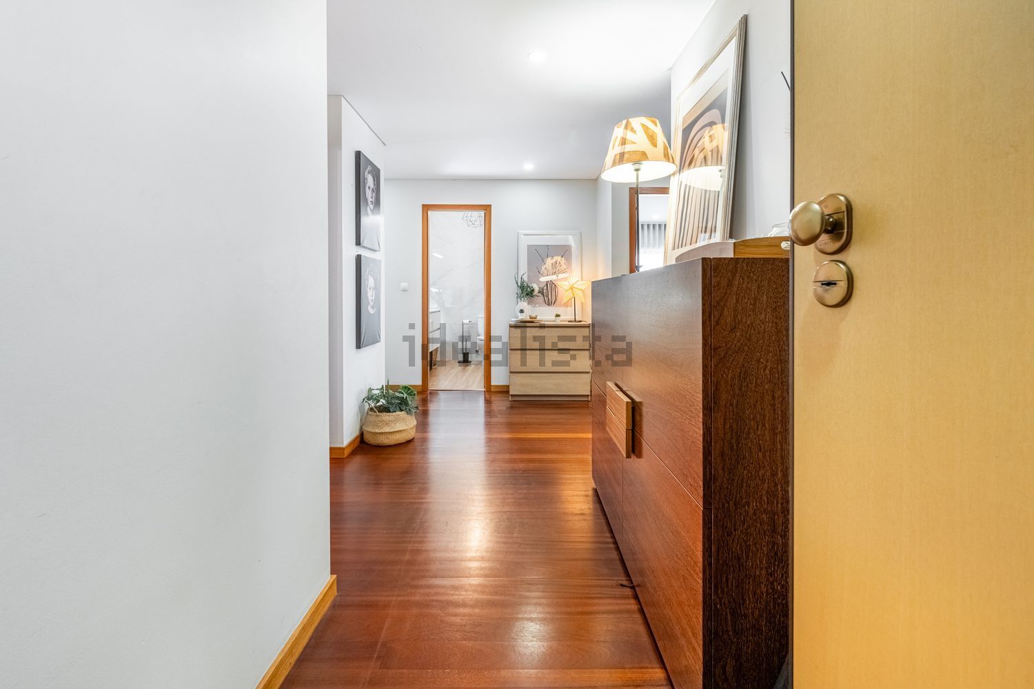 公寓 t2出售在Rua José da Cunha, 49 - 前厅