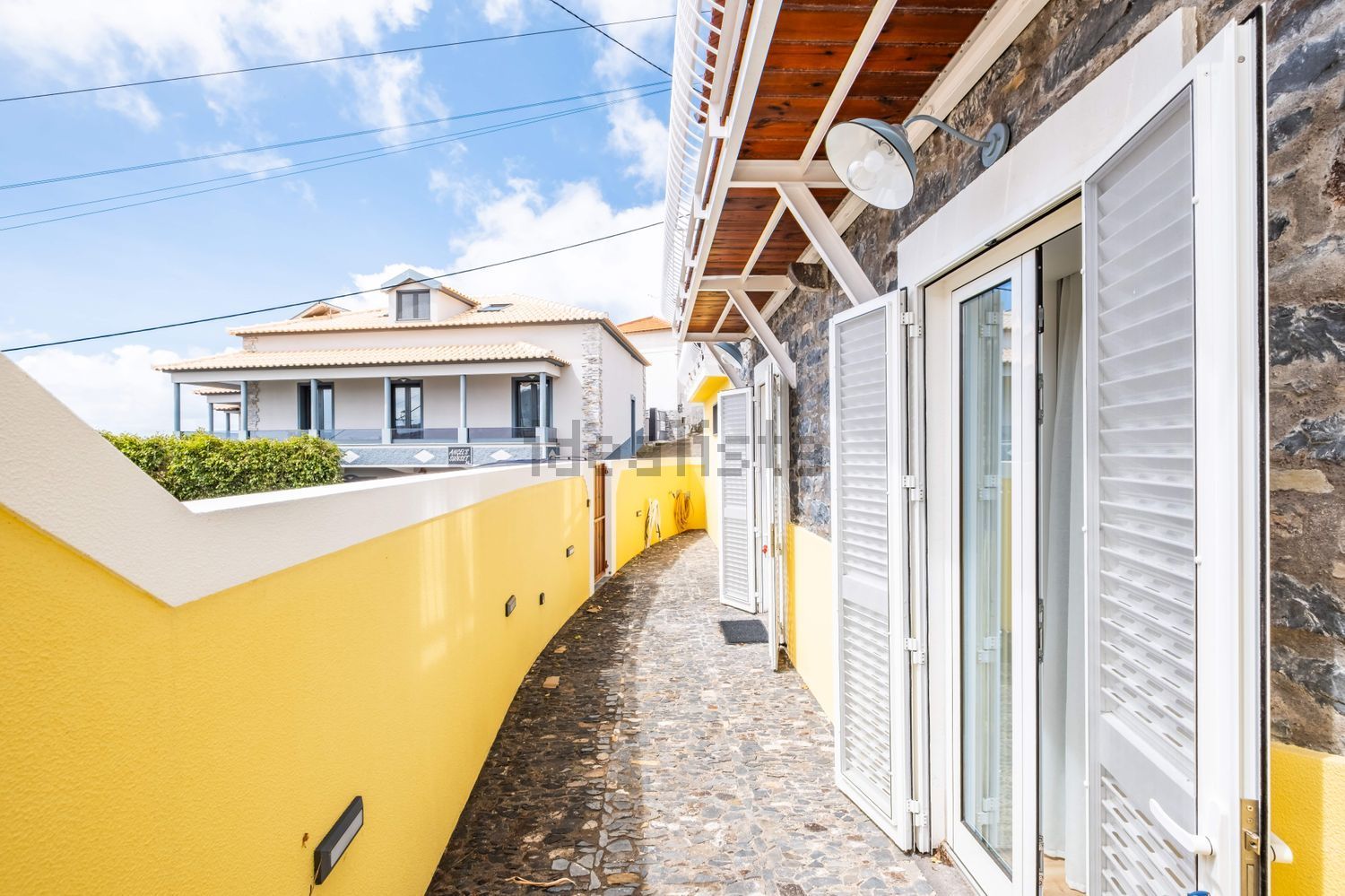 小楼房或独栋别墅出售在Caminho do Lameiro s/n - 阳台