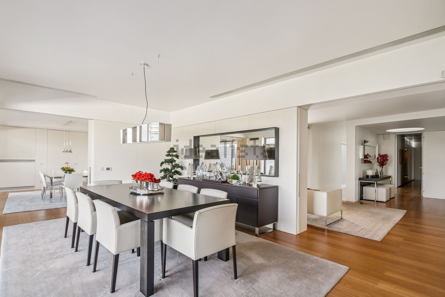 小楼房或独栋别墅出售在Estrada de Dadim - 餐厅