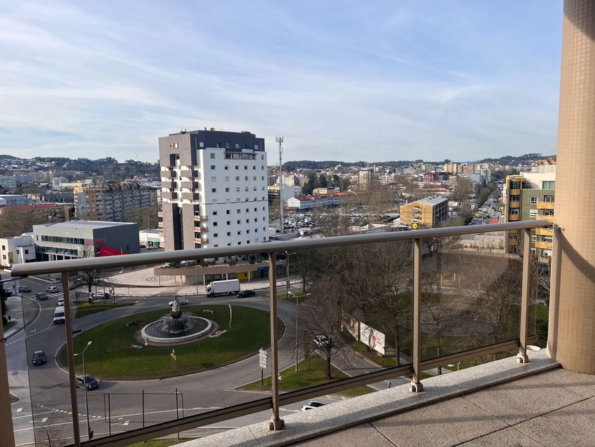 公寓 t4出售在Avenida dos Descobrimentos, 1196