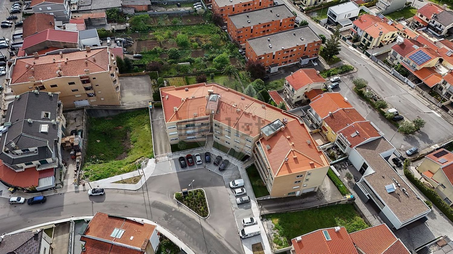公寓 t2出售在Rua dos Castanheiros, 292 - 外立面