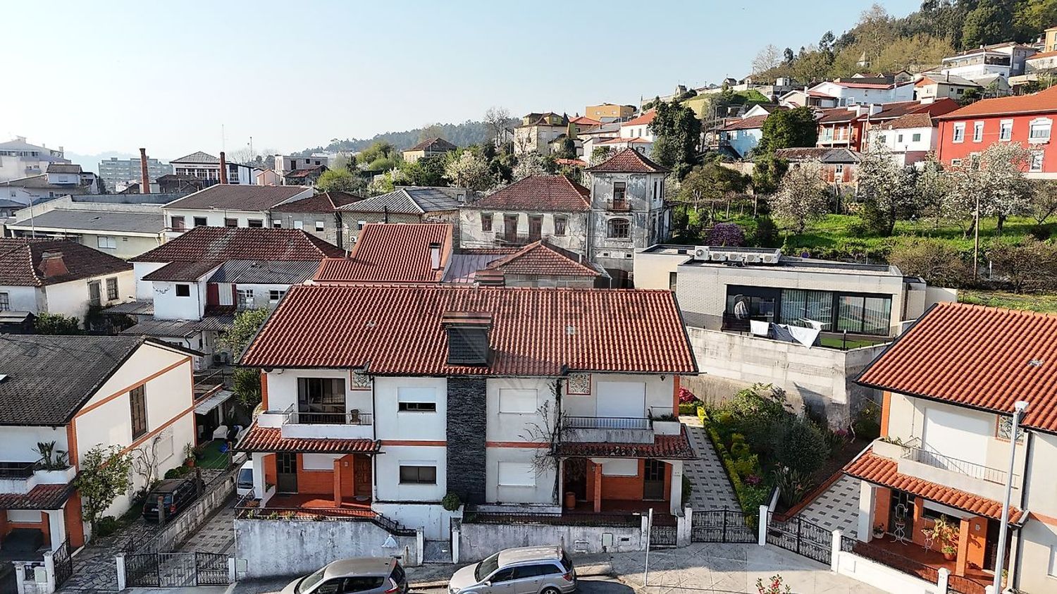 小楼房或独栋别墅出售在 Margaride (Santa Eulália) - Várzea - Lagares - Varziela - Moure - 外立面