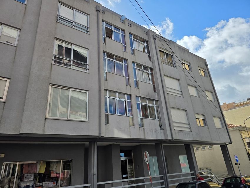 出租公寓 t2在Rua Heróis da Pátria, 80