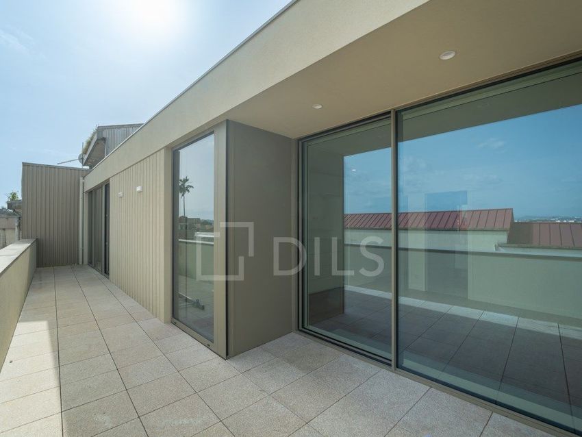 公寓 t2出售在Rua do Padre António Vieira, 149