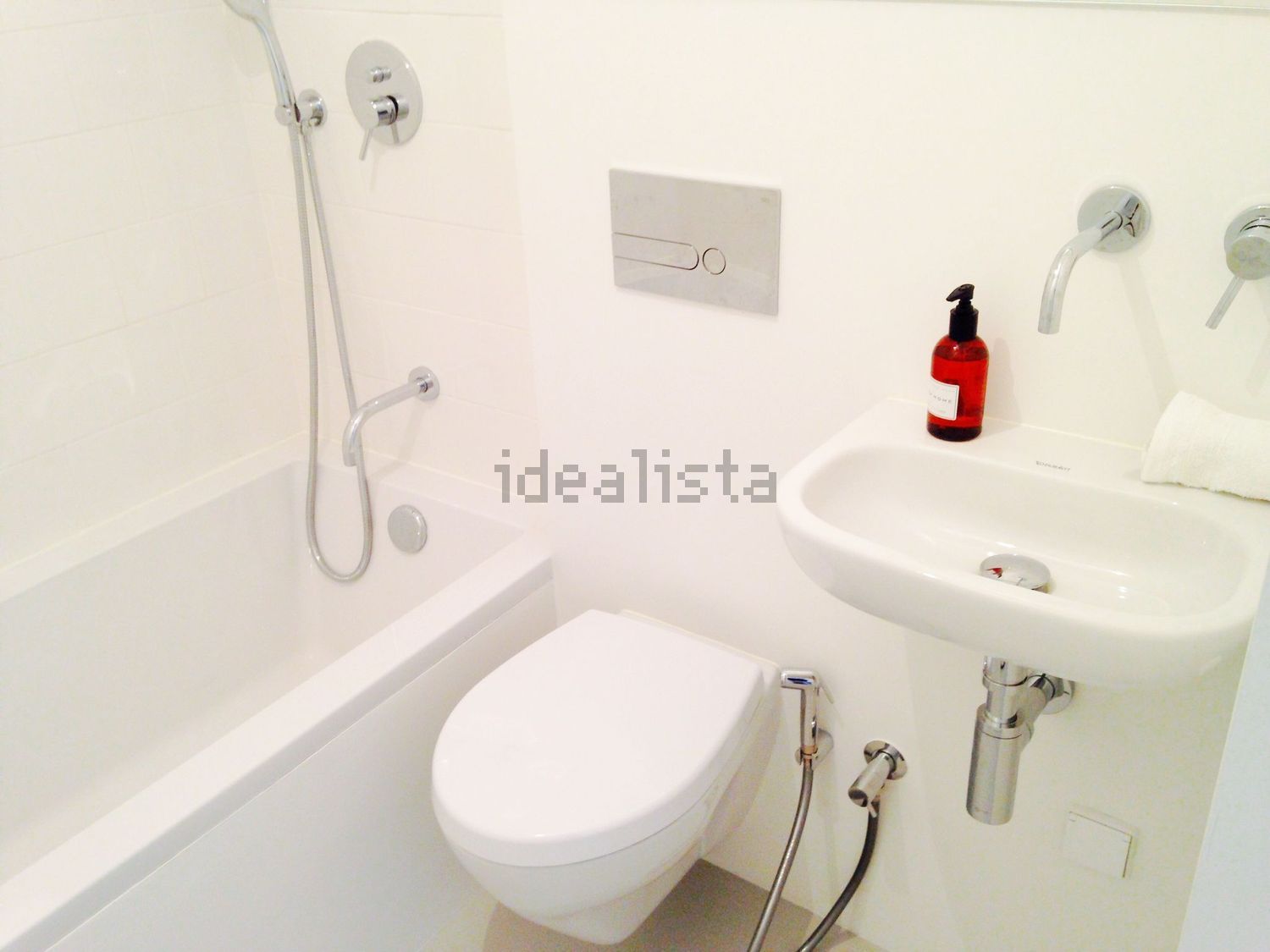 出租公寓 t3Praça Pedra Verde, 19 - 卫生间
