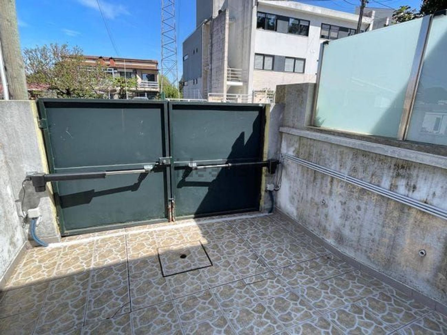 小楼房或独栋别墅出售在Rua Figueiras, 691 - 阳台
