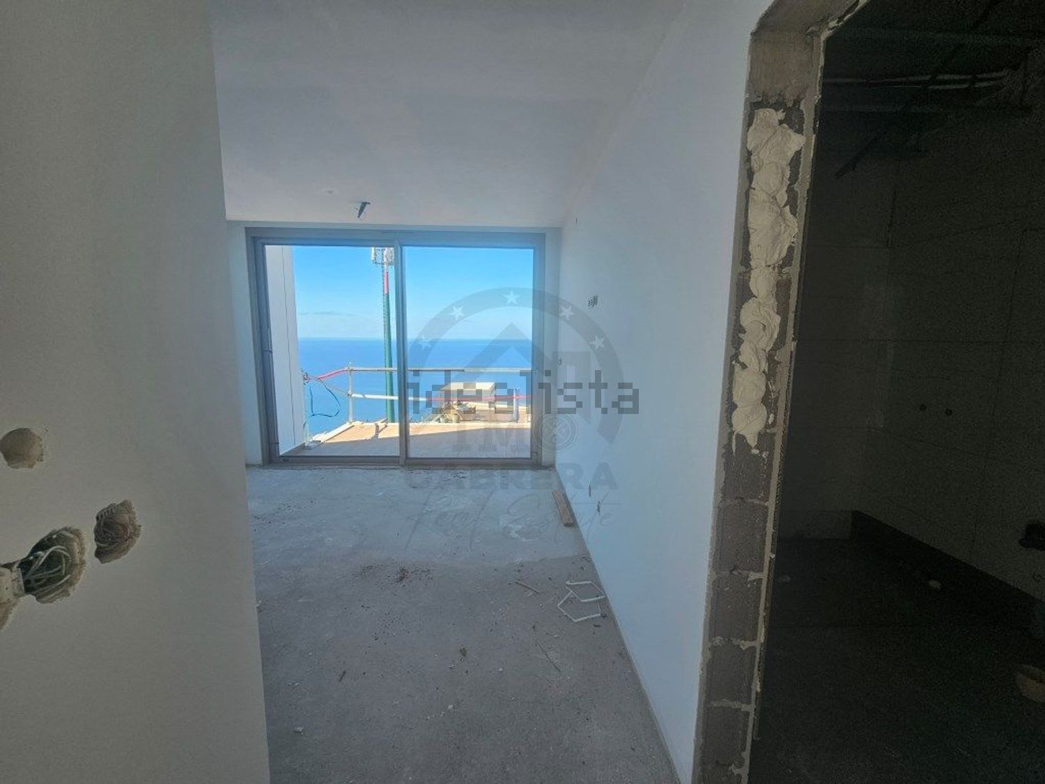 小楼房或独栋别墅出售在Ribeira Brava - 居住