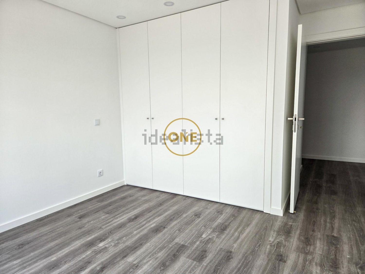 公寓 t2出售在Avenida Santiago de Gavião - 居住