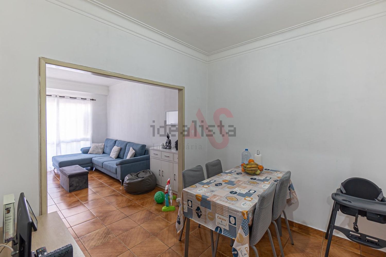 公寓 t2出售在Rua Alfageme de Santarém, 22 - 卧室