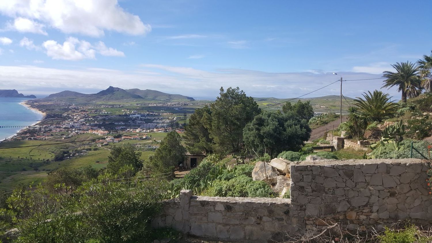 小楼房或独栋别墅出售在Porto Santo - 视线