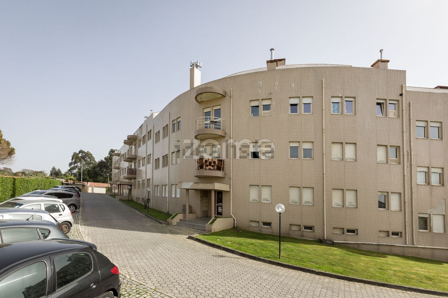 复式公寓出售在Rua Associação Recreativa de Francelos, 220 - 外立面
