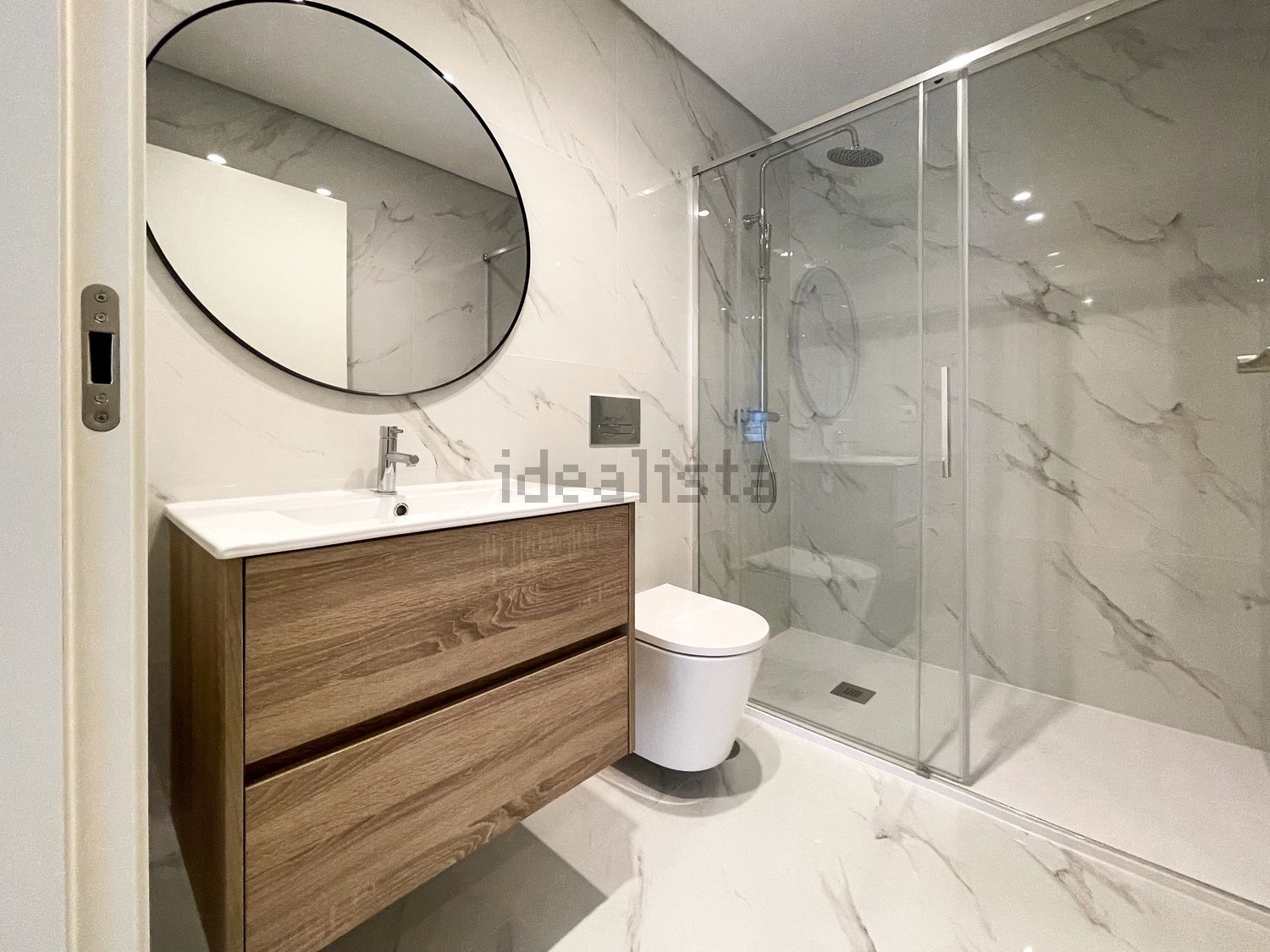 公寓 t2出售在São Vicente - 卫生间