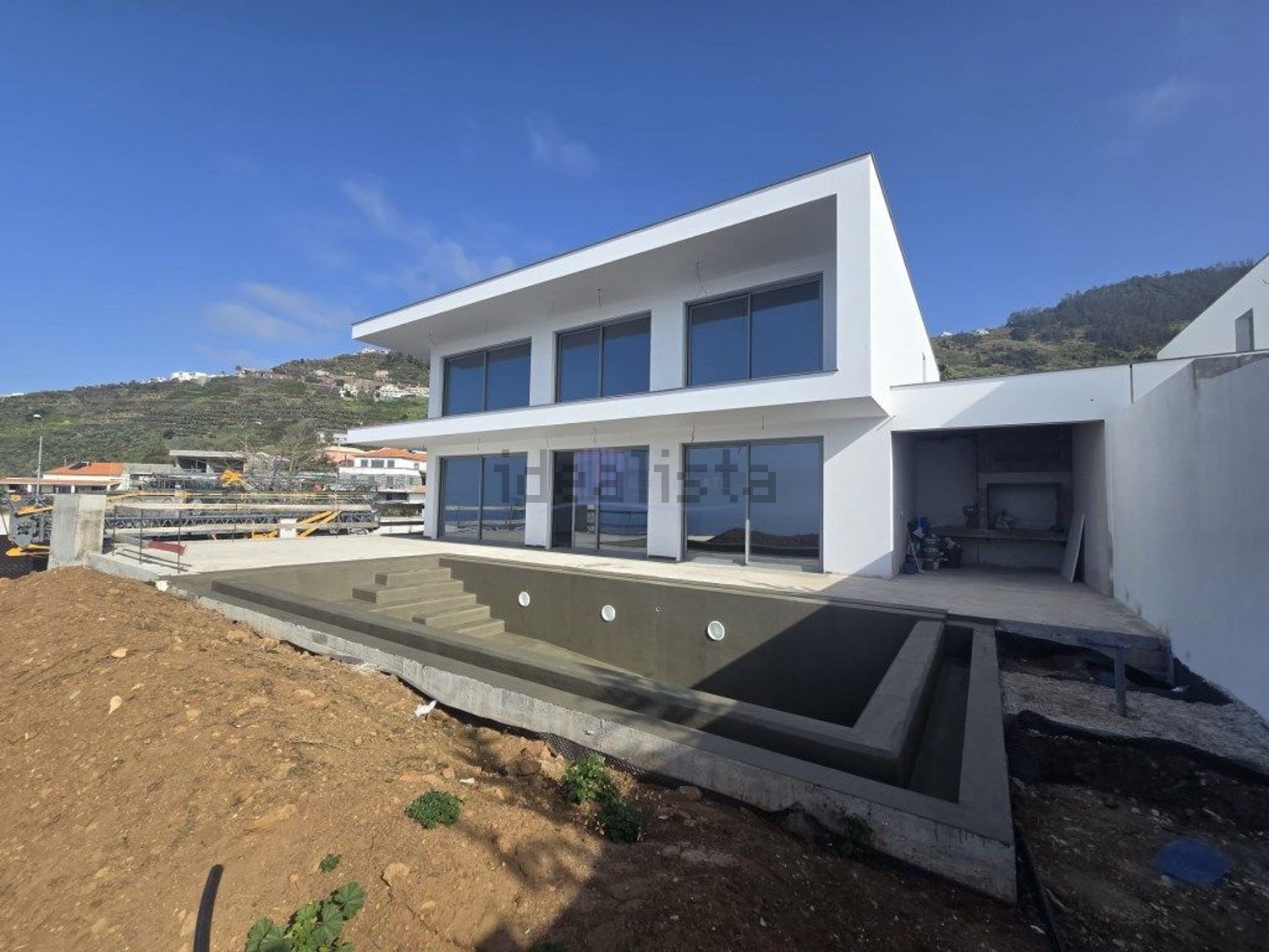 小楼房或独栋别墅出售在Arco da Calheta - 游泳池