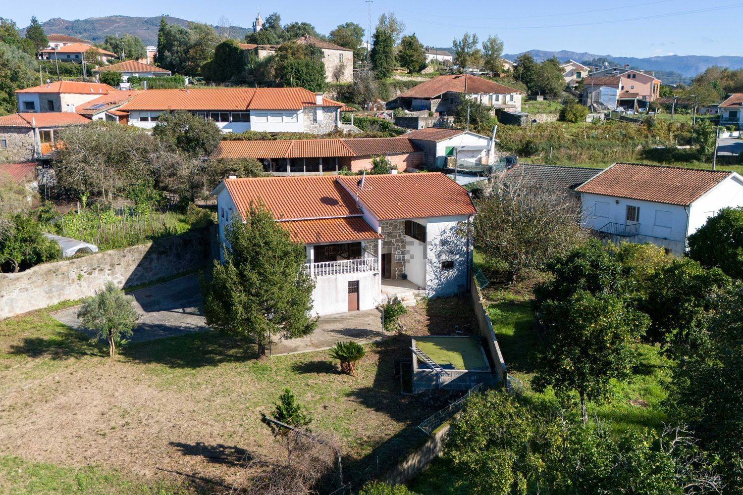小楼房或独栋别墅出售在Travessa da Aldeia, 38 - 外立面