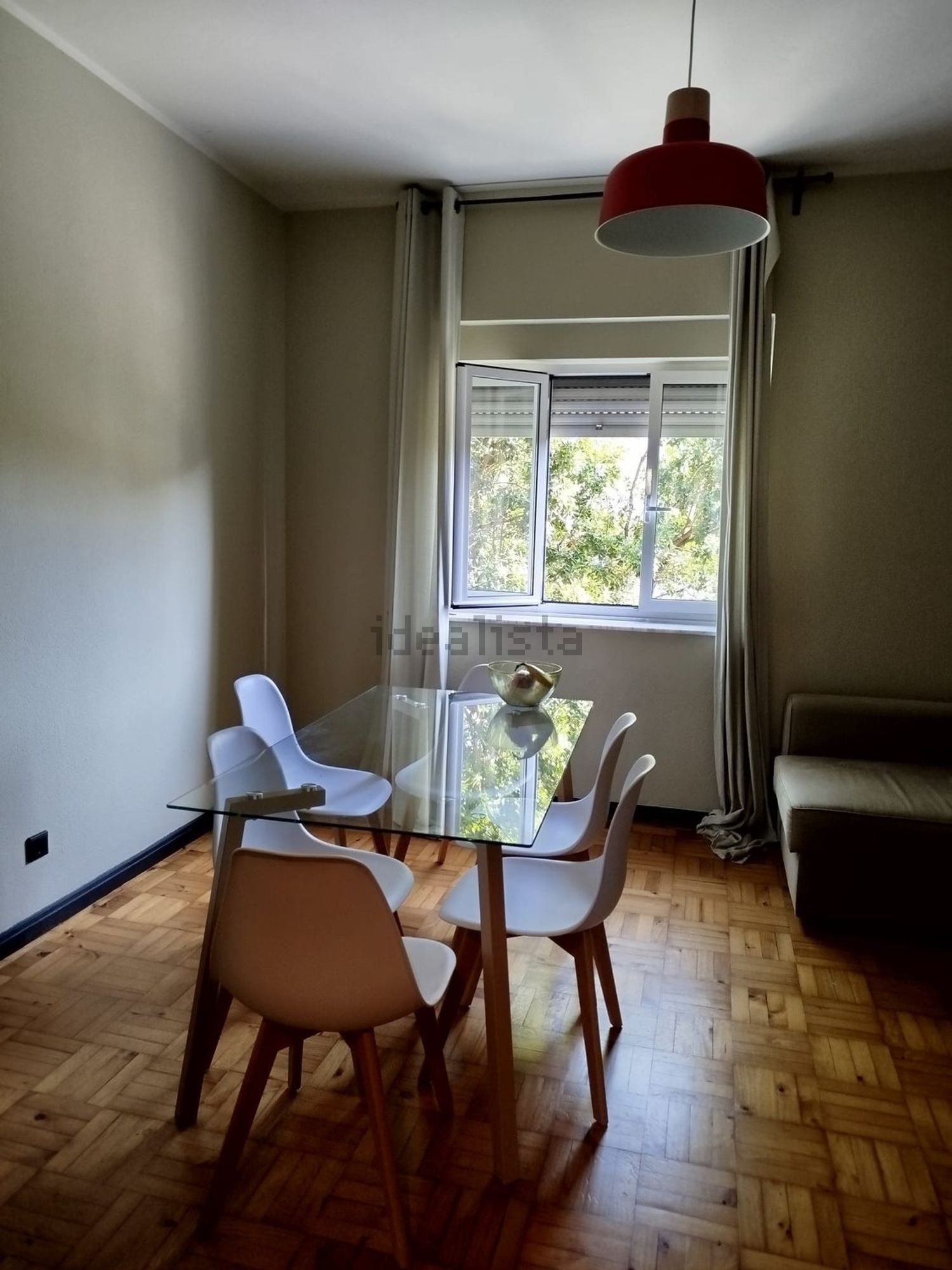 出租房间在Avenida Conde de Margaride, 245 - 客厅