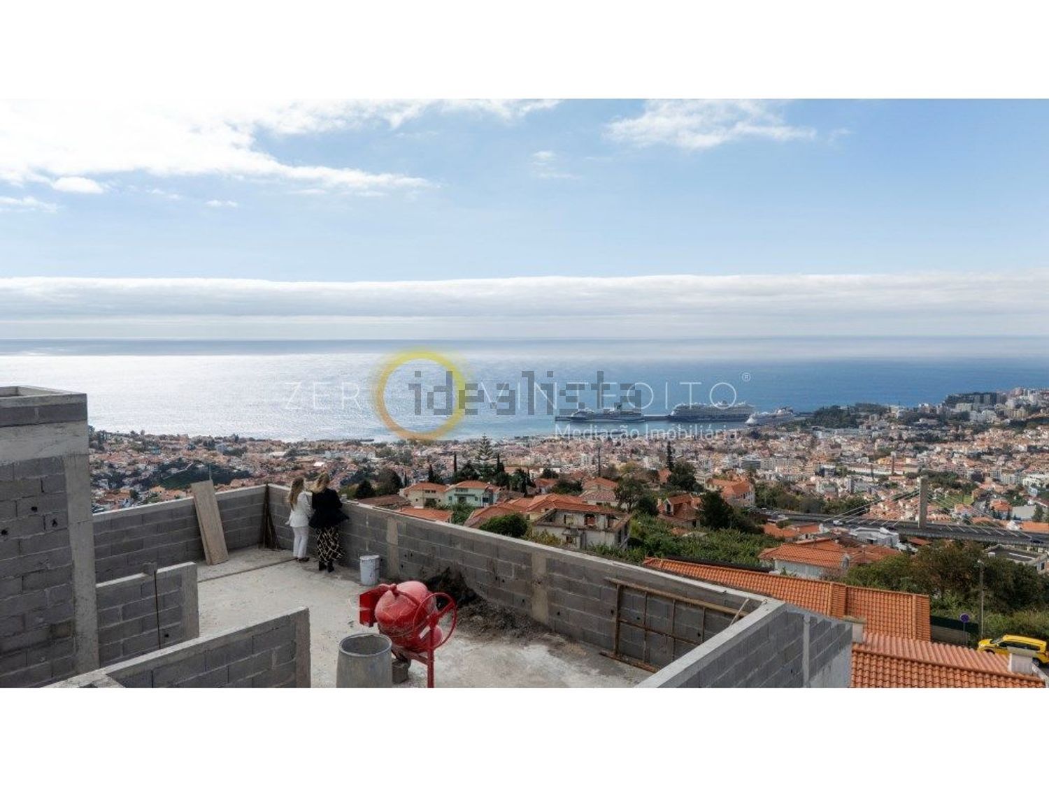 小楼房或独栋别墅出售在Rua Urbanização da Quinta de Santana - 视线