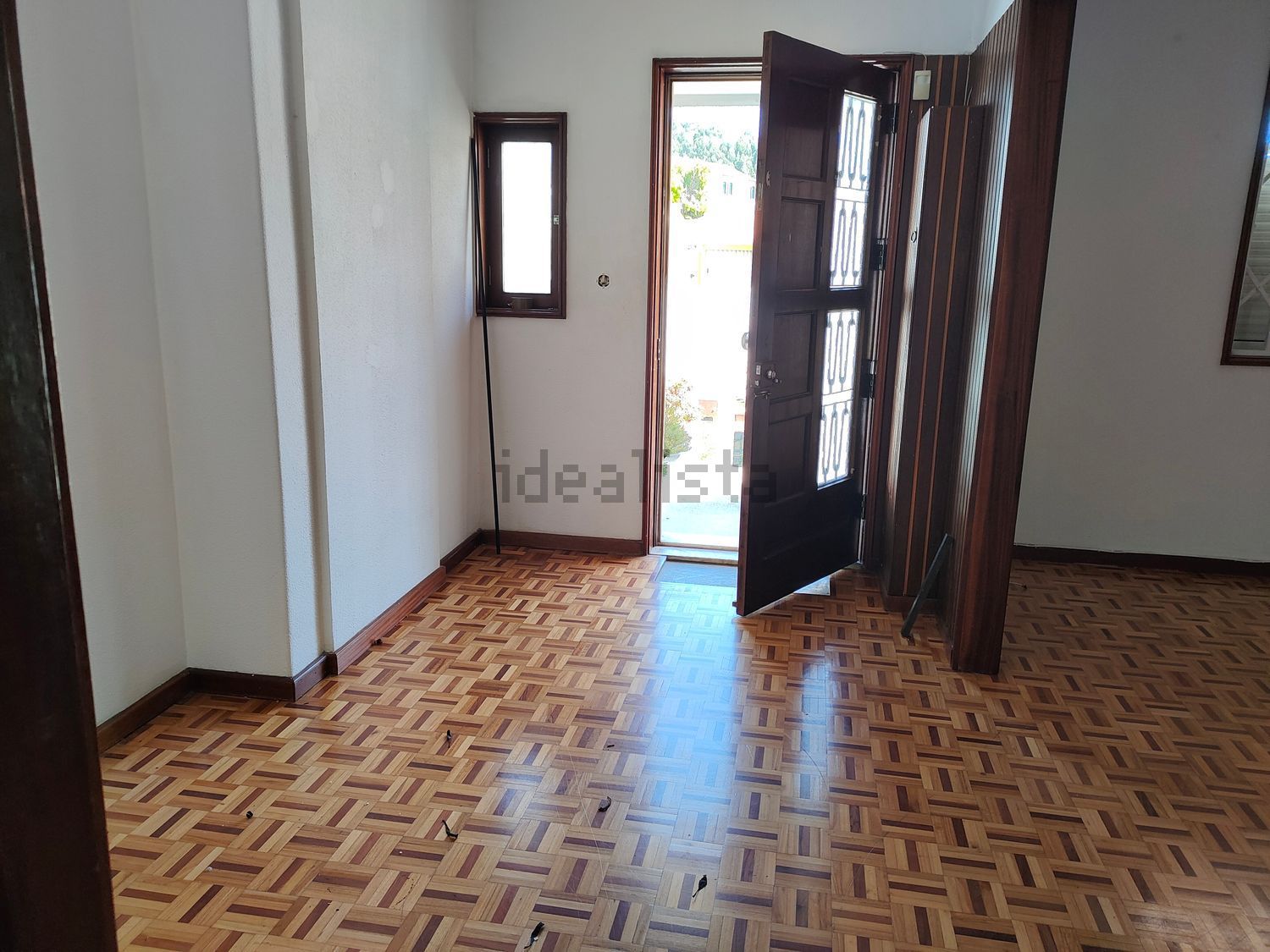 出租公寓 t2在 Centro de Valadares - Penedo - Valadarinho - 前厅