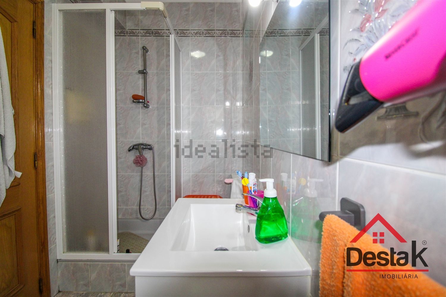 小楼房或独栋别墅出售在Rio de Loba - 卫生间