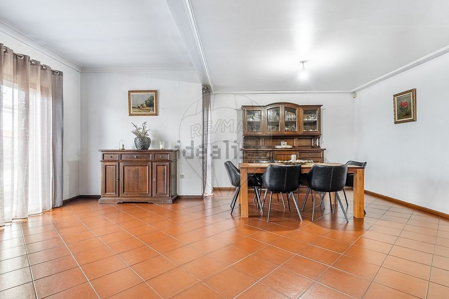 小楼房或独栋别墅出售在Rua Teixeira de Queiroz, 35 - 客厅