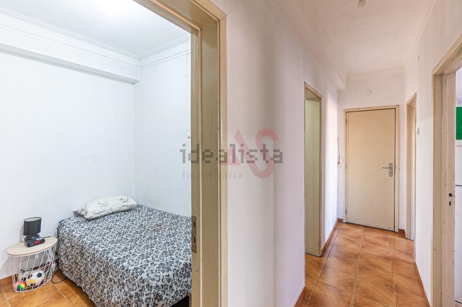 公寓 t2出售在Rua Alfageme de Santarém, 22 - 卧室