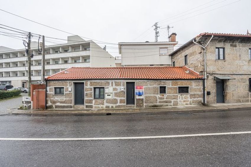 联排别墅出售在Rua de Santa Eulália, 728