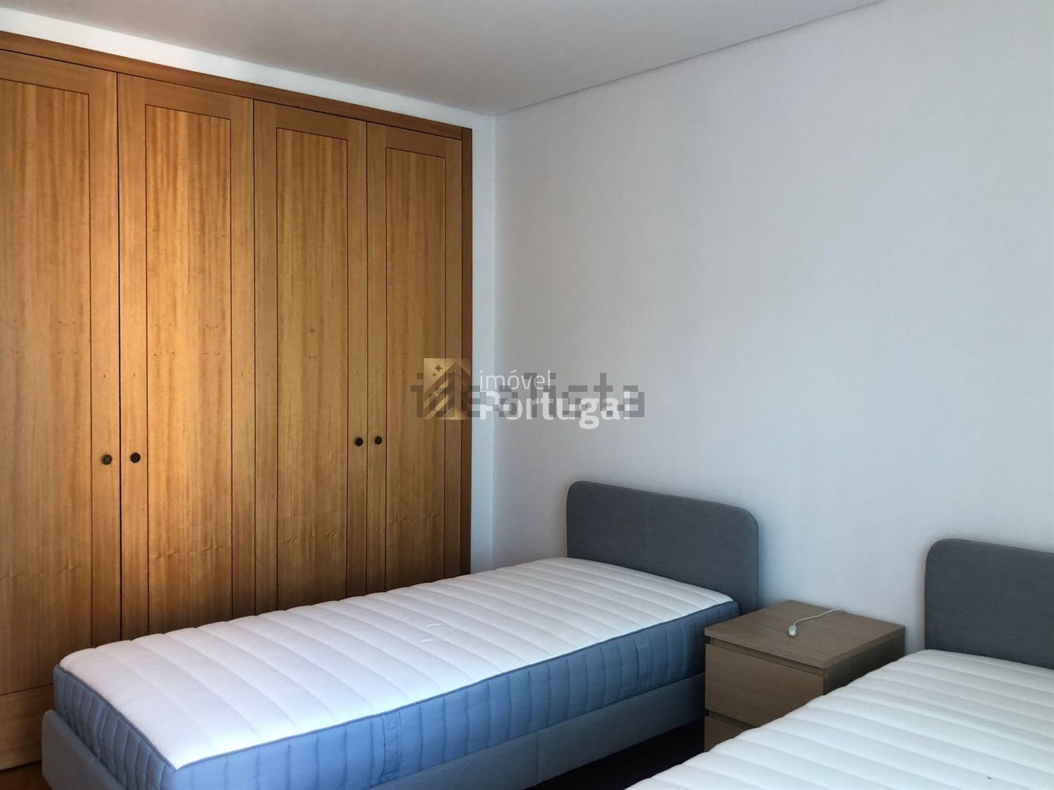 出租公寓 t2在Rua Maria Ondina Braga, 60 - 卧室