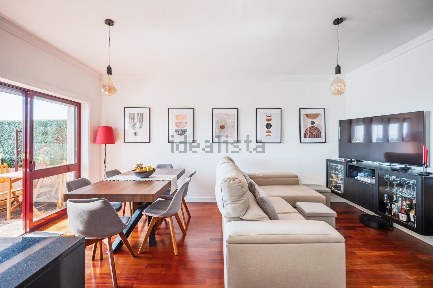 公寓 t2出售在Avenida de Fernão de Magalhães, 3470 - 客厅