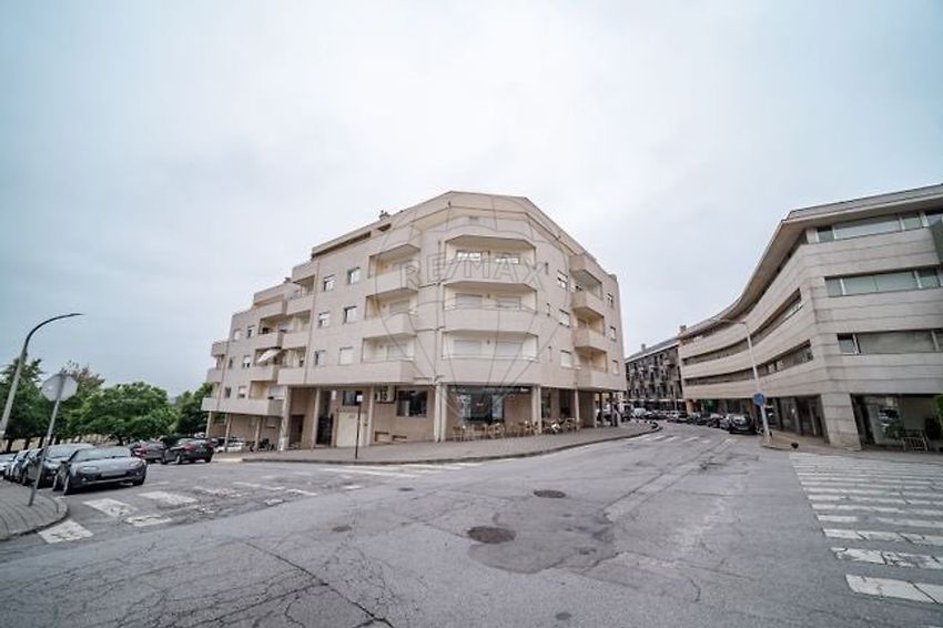 复式公寓出售在Rua Costa Guimarães, 97