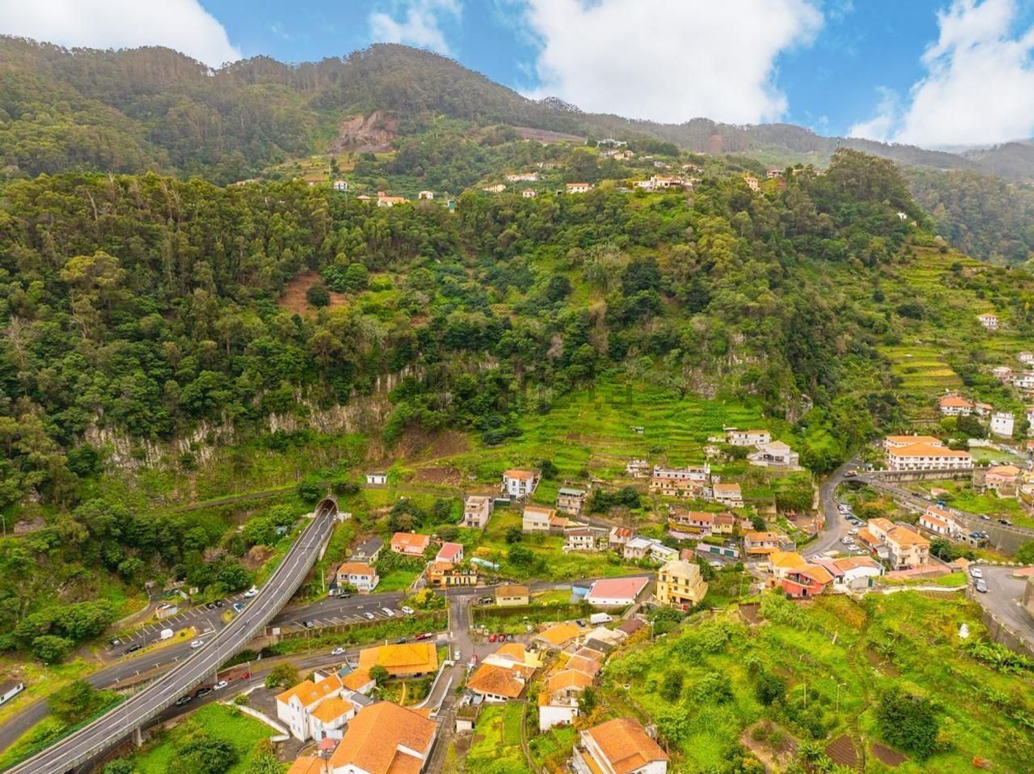 小楼房或别墅出售在Machico - 视线