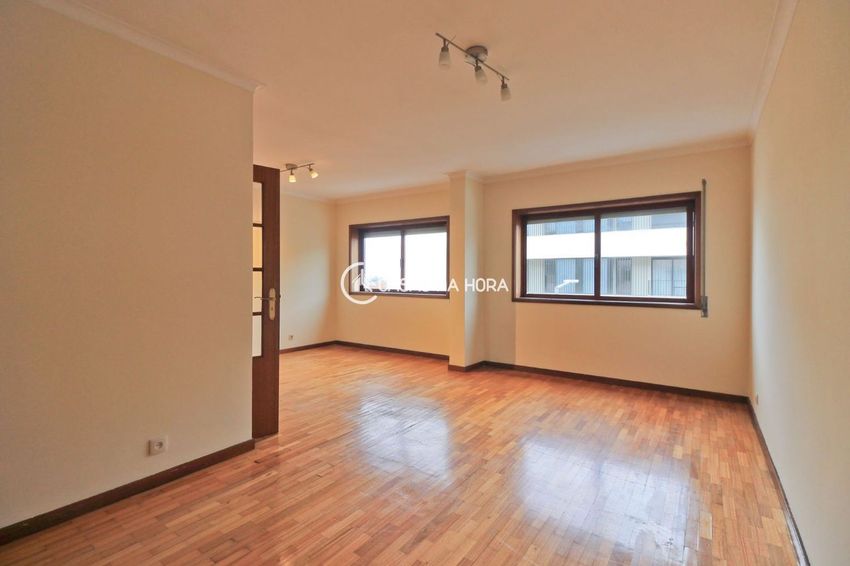出租公寓 t2在Rua Martim de Freitas