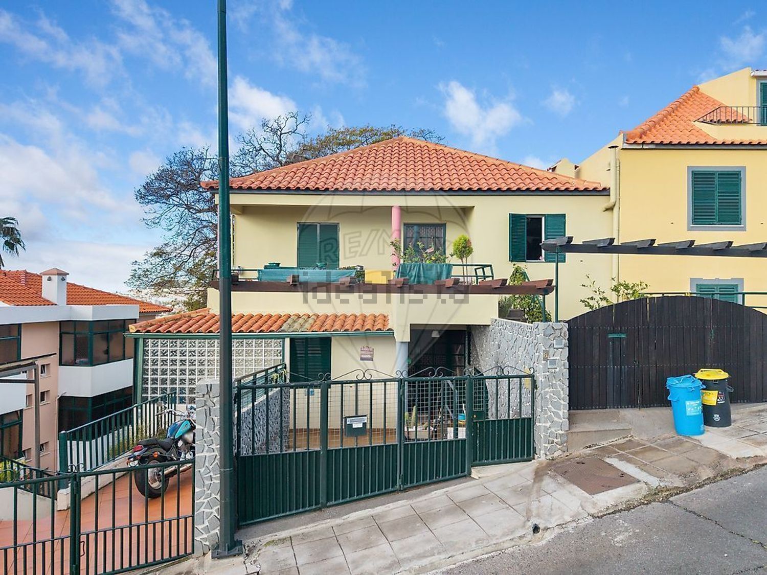 小楼房出售在Rua da Levada de Santa Luzia s/n - 外立面