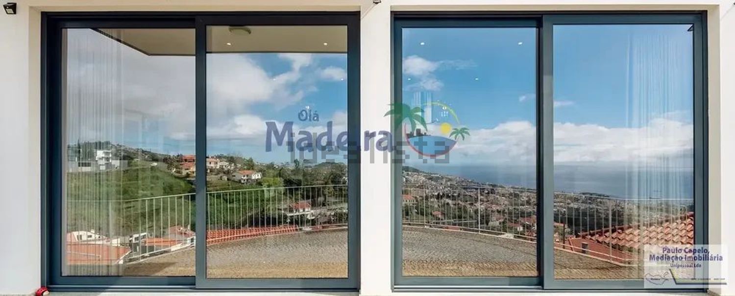 小楼房或独栋别墅出售在Estrada dos Marmeleiros, 142 - 视线