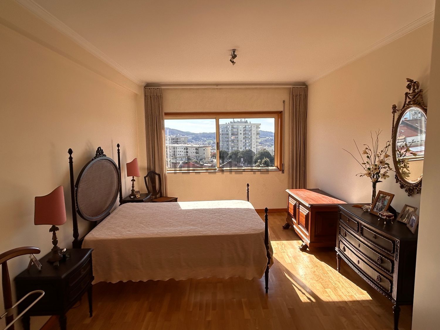 出租公寓 t3在Rua Custódio Vilas Boas, 47 - 卧室