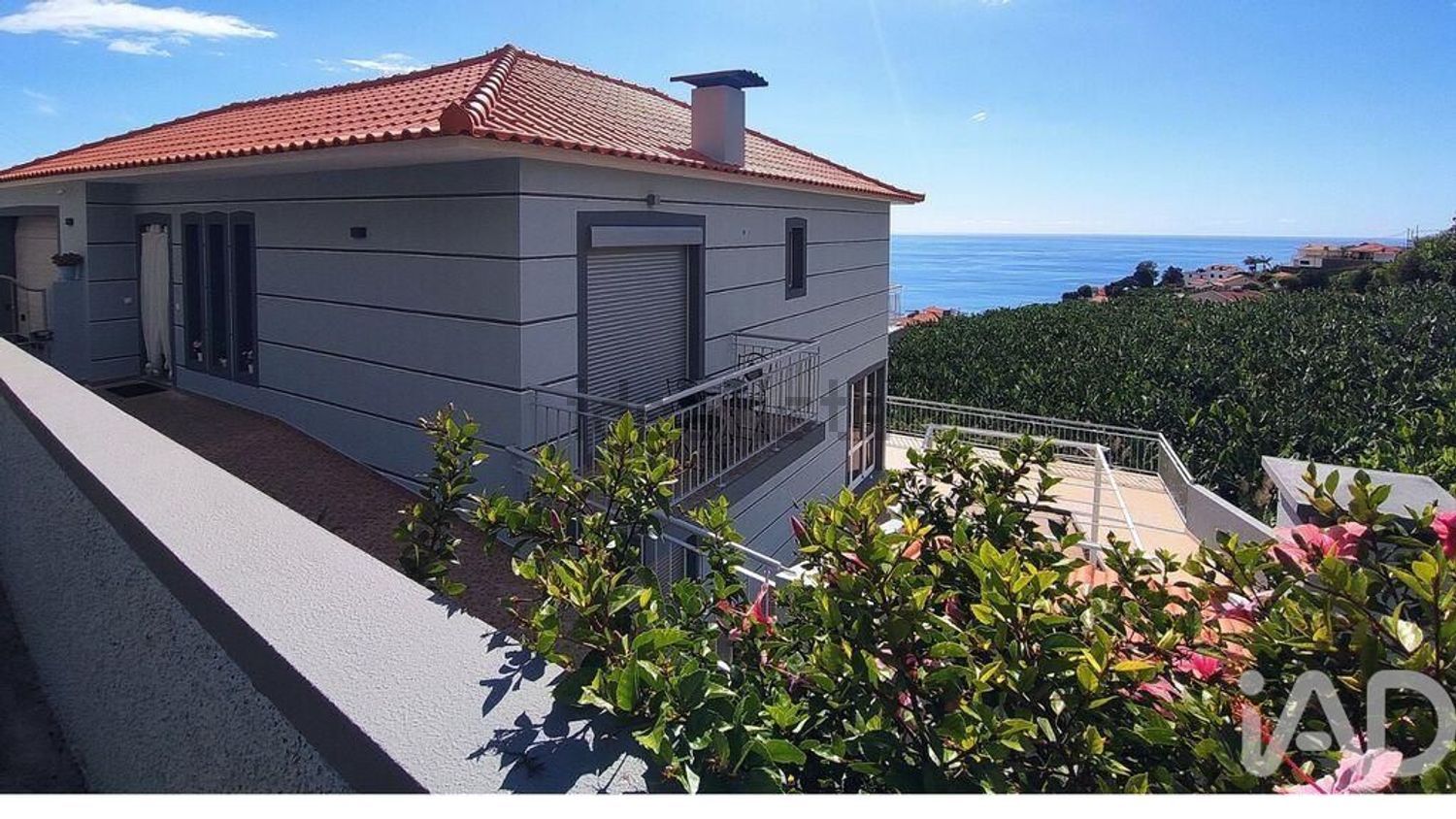 小楼房或独栋别墅出售在Arco da Calheta - 外立面